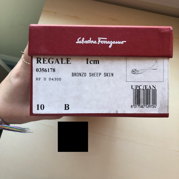 Salvatore Ferragamo Regale bronze flats - Picture 6 of 12